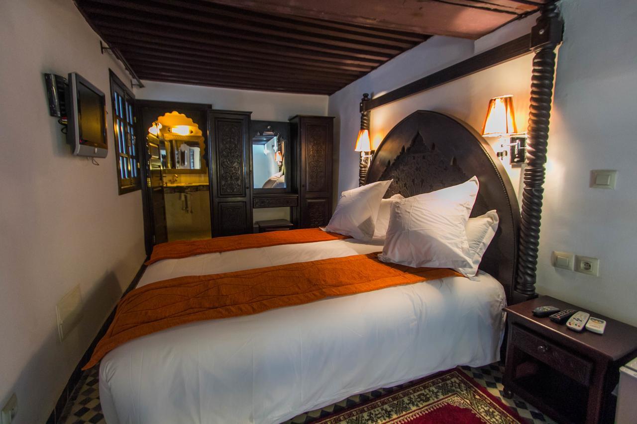 Riad Fes Bab Rcif & Spa ภายนอก รูปภาพ